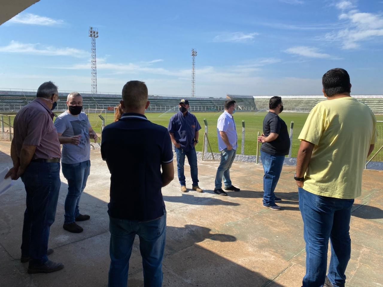 Estádio recebe visita dos vereadores